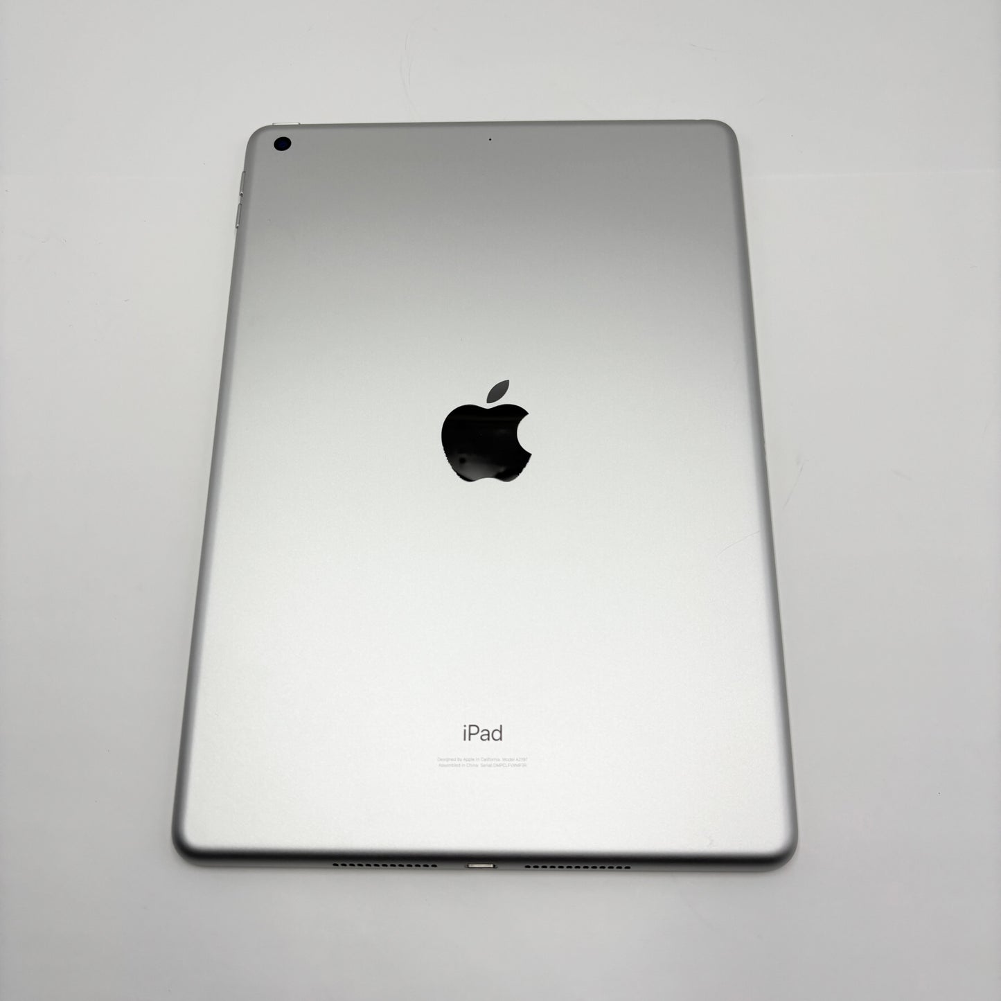 美品 iPad(第7世代) 128GB Wi-Fiモデル シルバー MW782J/A バッテリー最大容量100%【C5483-60】
