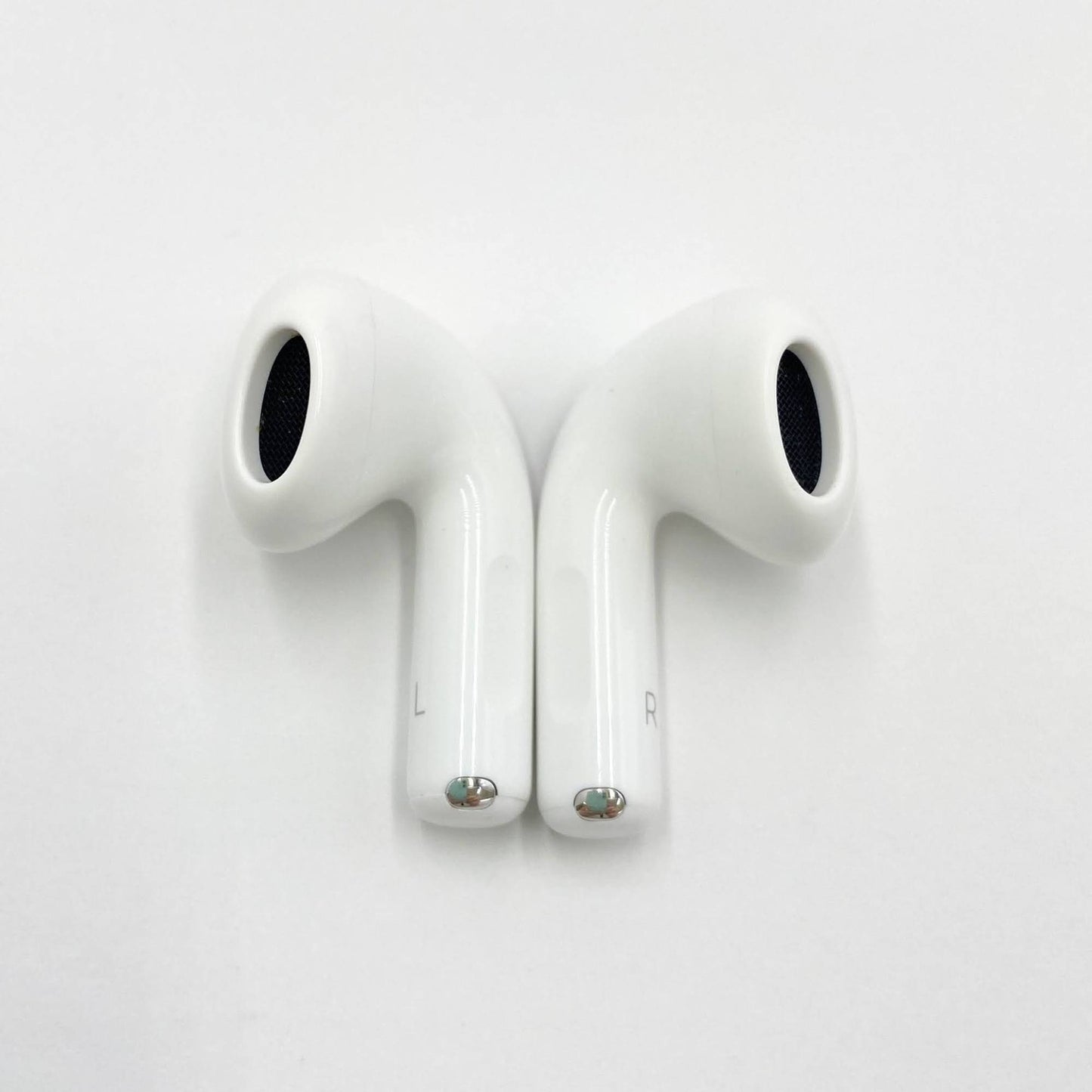 Apple アップル AirPods 4（ANC） アクティブノイズキャンセリング搭載モデル【C6748-C】
