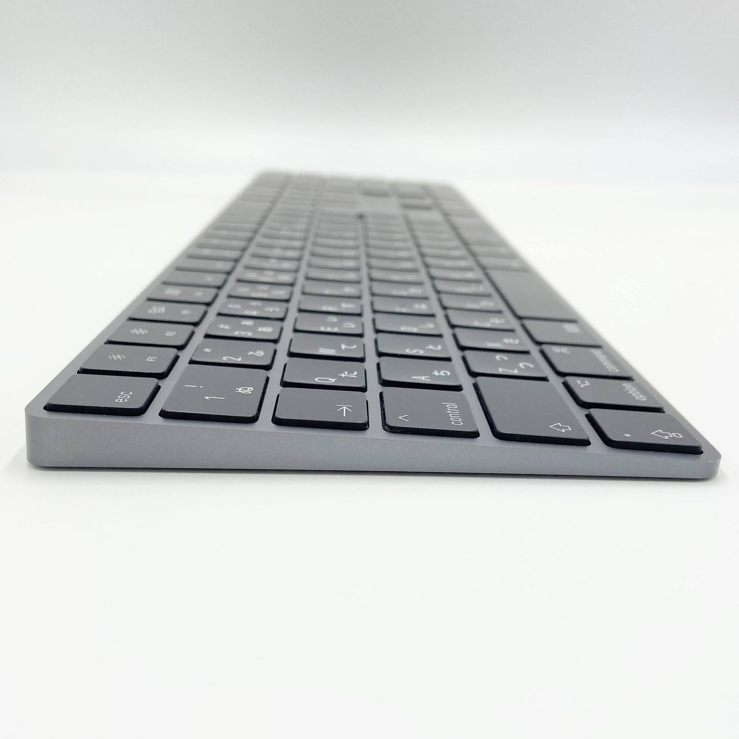 美品 Apple Magic Keyboard テンキー付き (JIS) A1843 スペースグレー【C6095-80】