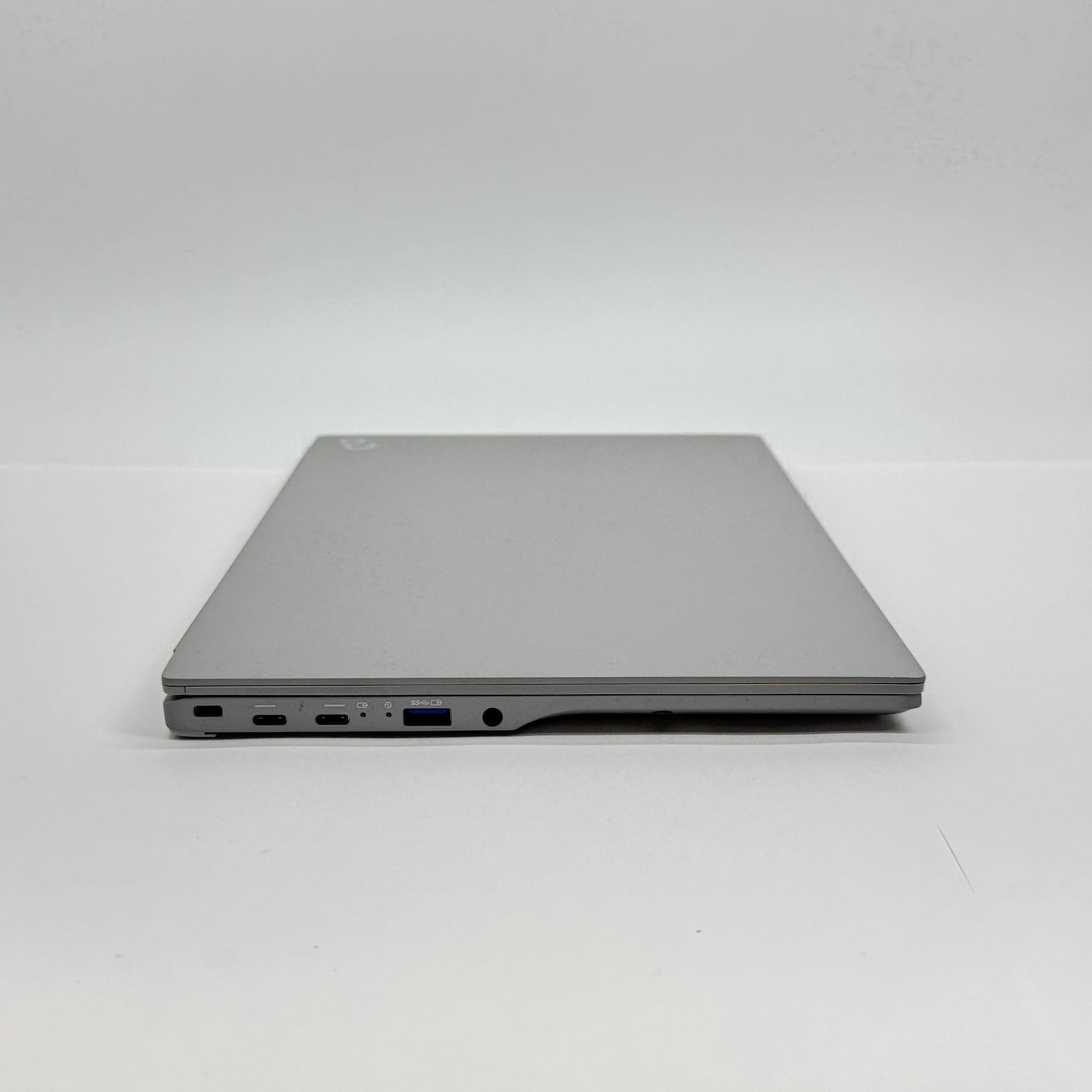 美品 FMV Note U WU3-K3 i5 1335U 16GB 256GB SSD Windows11 Home FMVUH07005 バッテリー最大容量100% 指紋認証 顔認証【C7079-100】