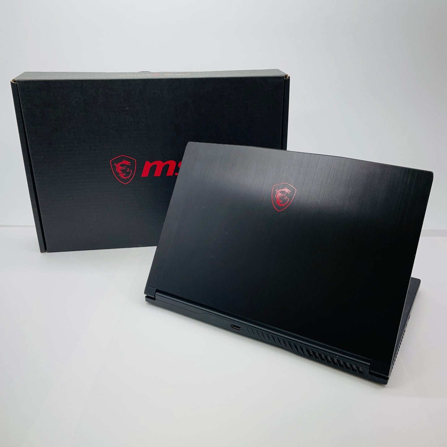 MSI MS-16R4  GF63 Thin 9SCSR Core i7-9750H 16GB SSD 512GB GTX 1650 Ti  Win11 Home【C4564-100】