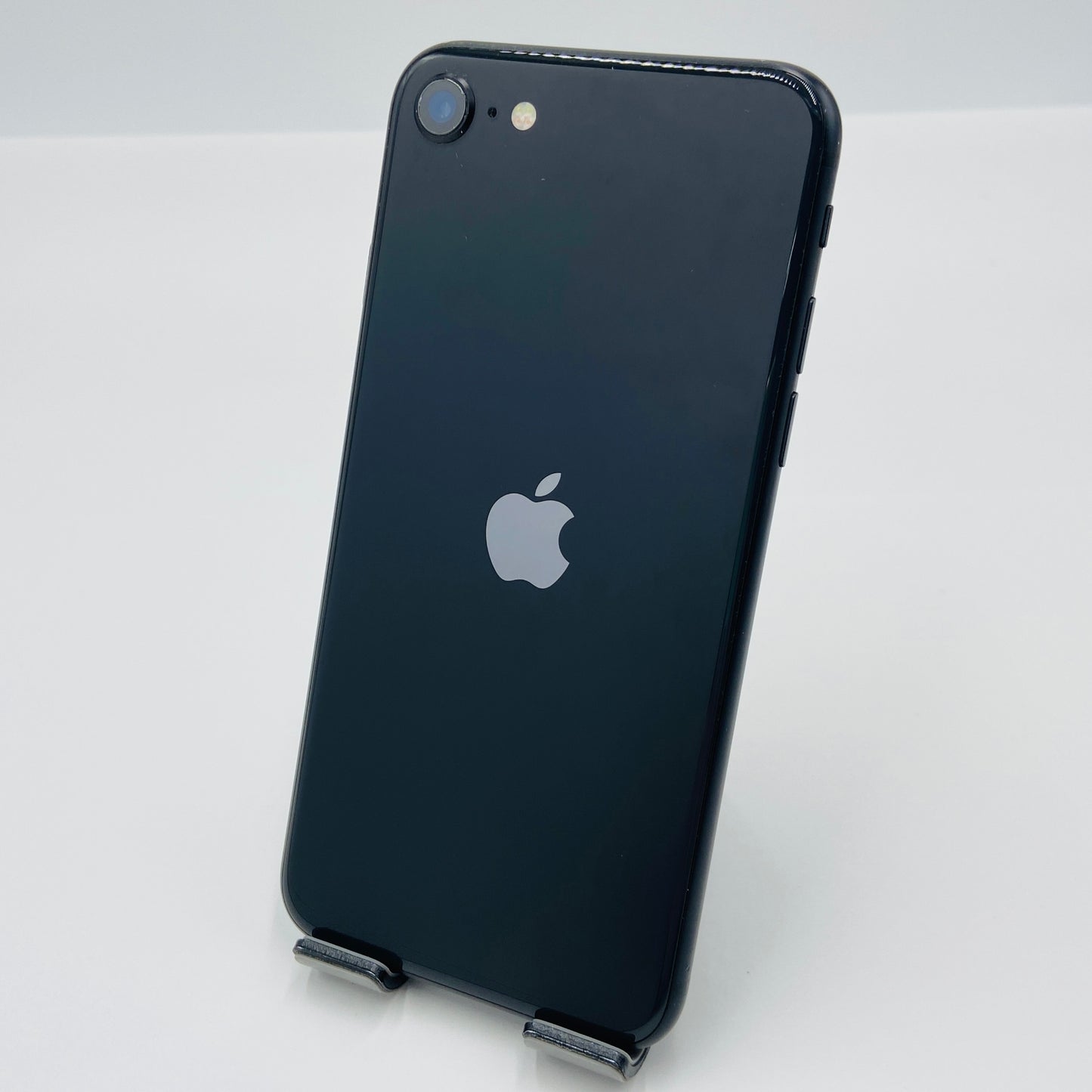 Apple iPhoneSE 64GB (第2世代)  MHGP3J/A  ブラック 【C4125-C】