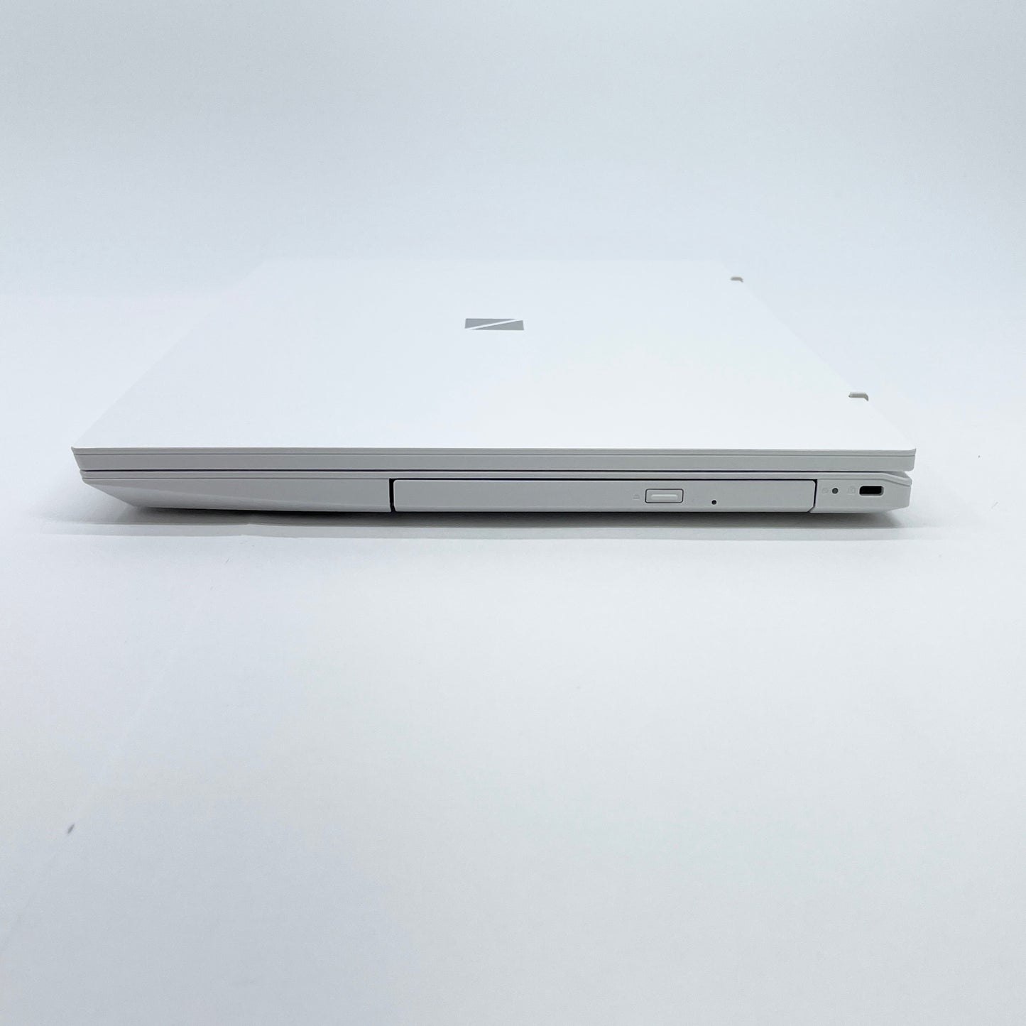 美品 LAVIE Direct N15 15インチ i5 1235U 32GB 512GB Windows11Home 充電器付属 バッテリー最大容量100% 【C7658-80】