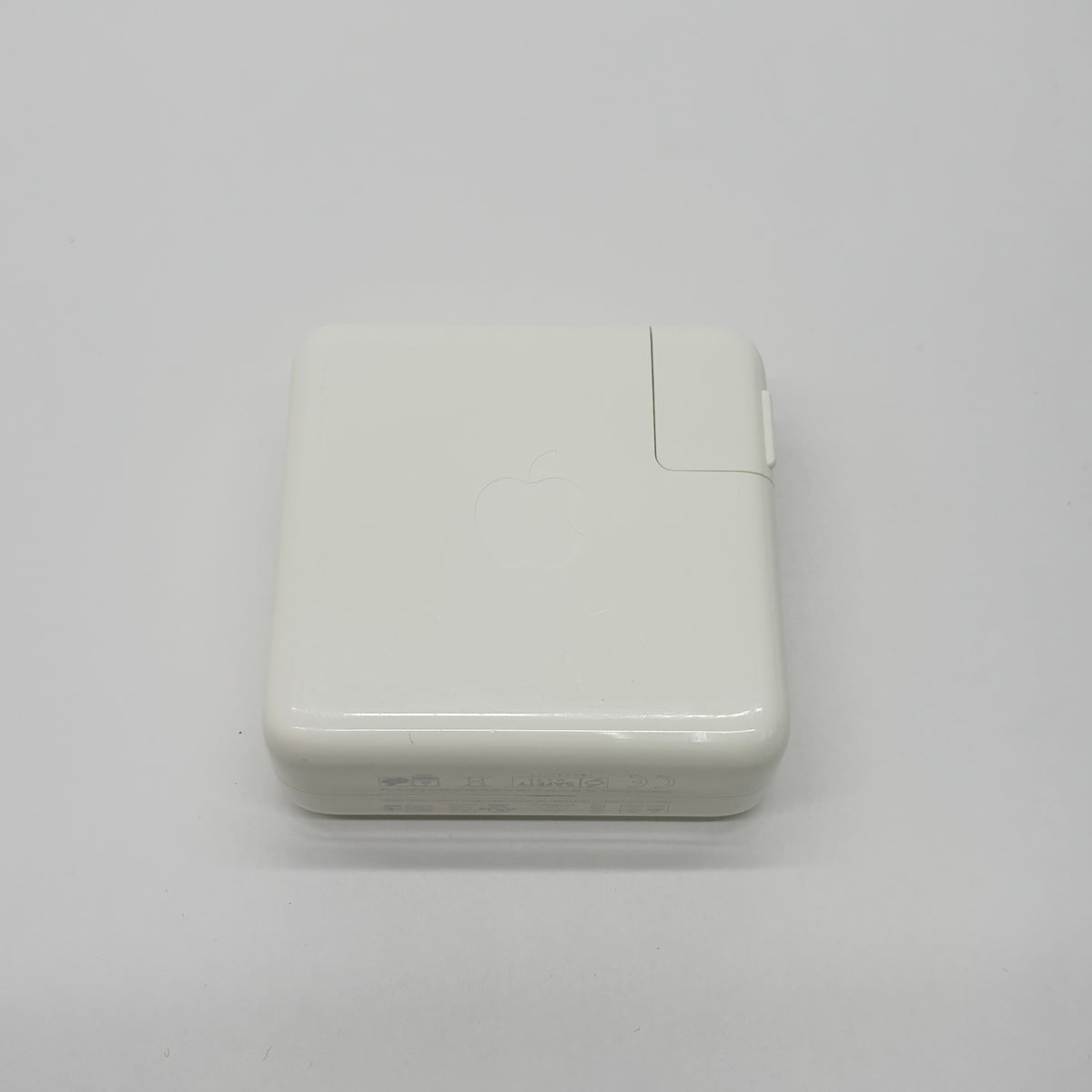 Apple MacBook Pro 2019 13インチ i5 8GB 512GB シルバー 【C9281-80】