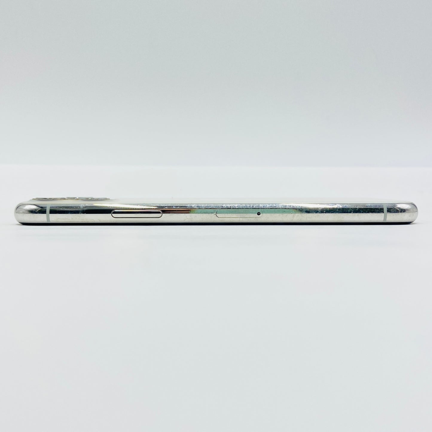 SIMフリー Apple iPhone 11 Pro A2215 MWCE2J/A 512GB ホワイト 【C4116-C】