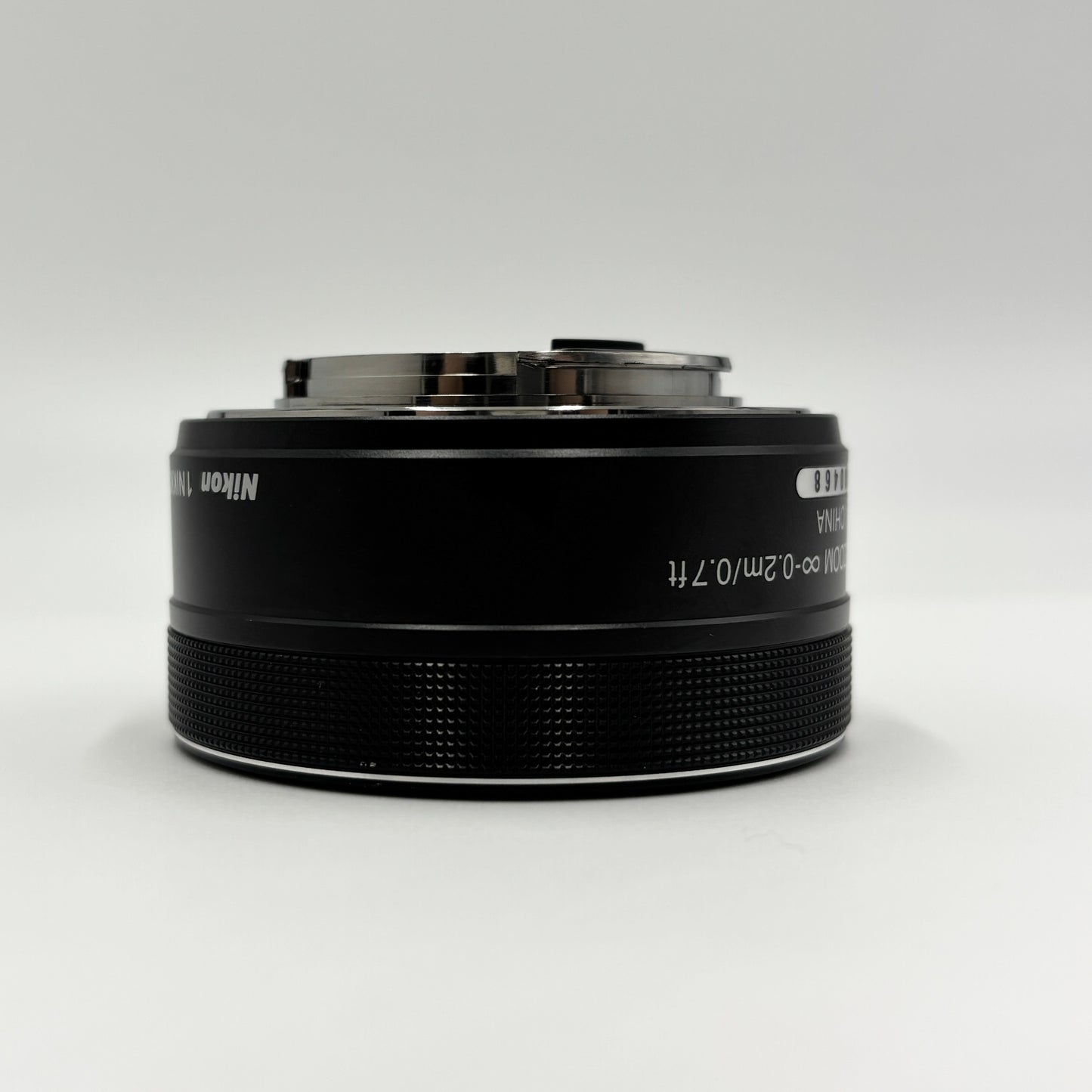 美品 Nikon 1 J5 標準パワーズームレンズキット ミラーレス一眼【C8172-60】