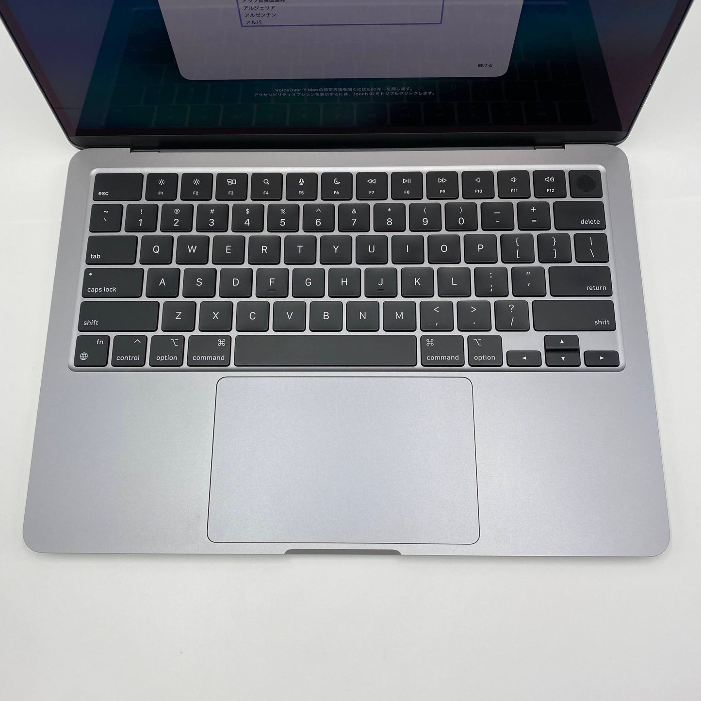 新品同様 美品 MacBook Air 2024 13インチ SSD 512GB 16GB M3 MXCR3J/A スペースグレイ USキー バッテリー最大容量100%【C5779-80】