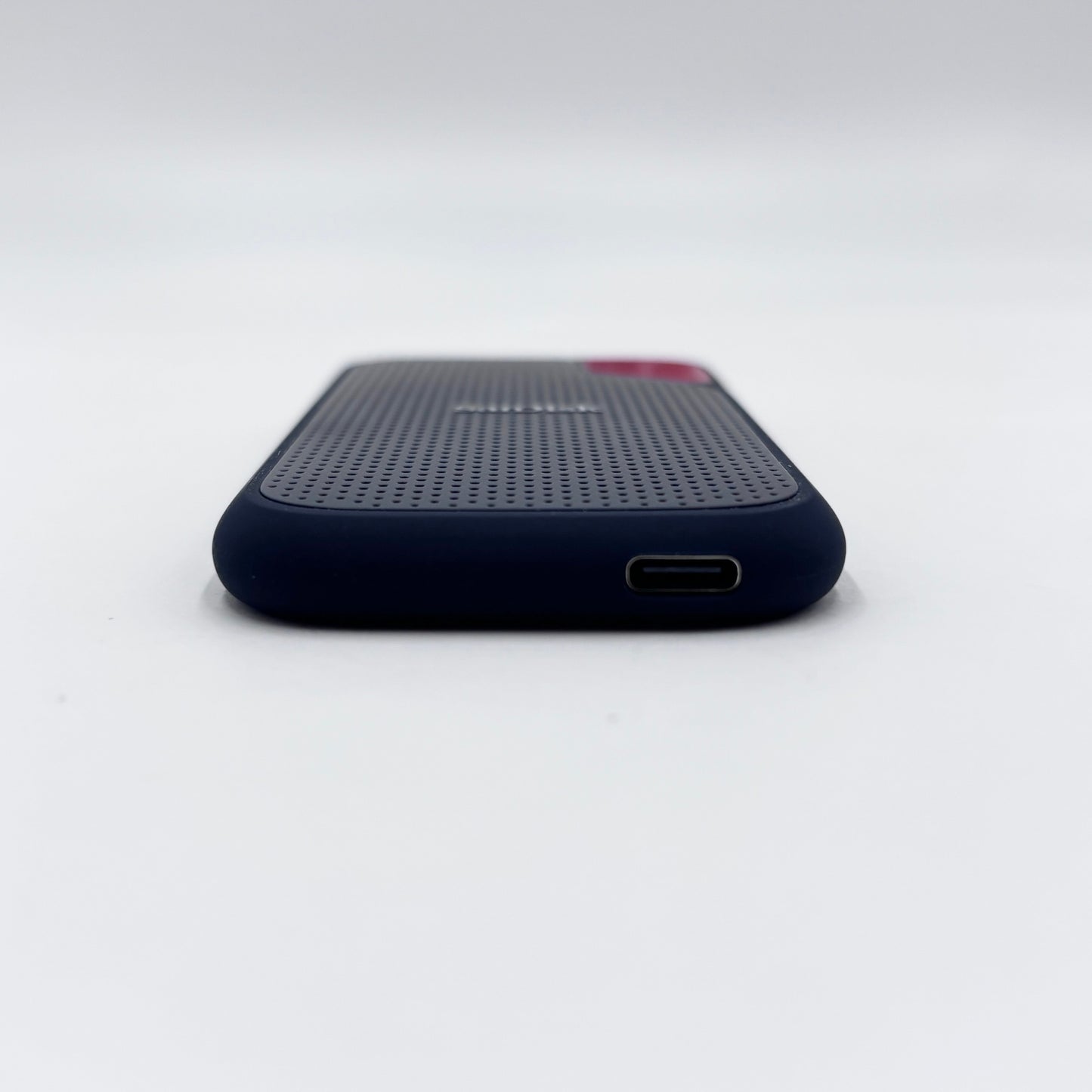 SanDisk Extreme Portable SSD SDSSDE61-1T00 ポータブル 外付け ストレージ1TB【C8140-N】