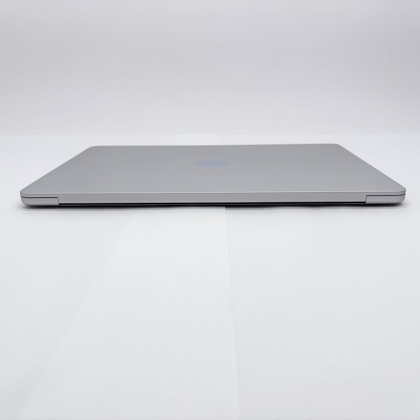 MacBook Air 13インチ M2 2022 8コアCPU 8コアGPU 8GB 256GB MLXY3J/A シルバー バッテリー最大容量100%【C8200-80】