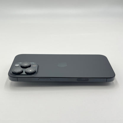 Apple iPhone 16 Pro Max MYWG3J/A 256GB SIMフリー版 バッテリー最大容量89%【C6380-C】