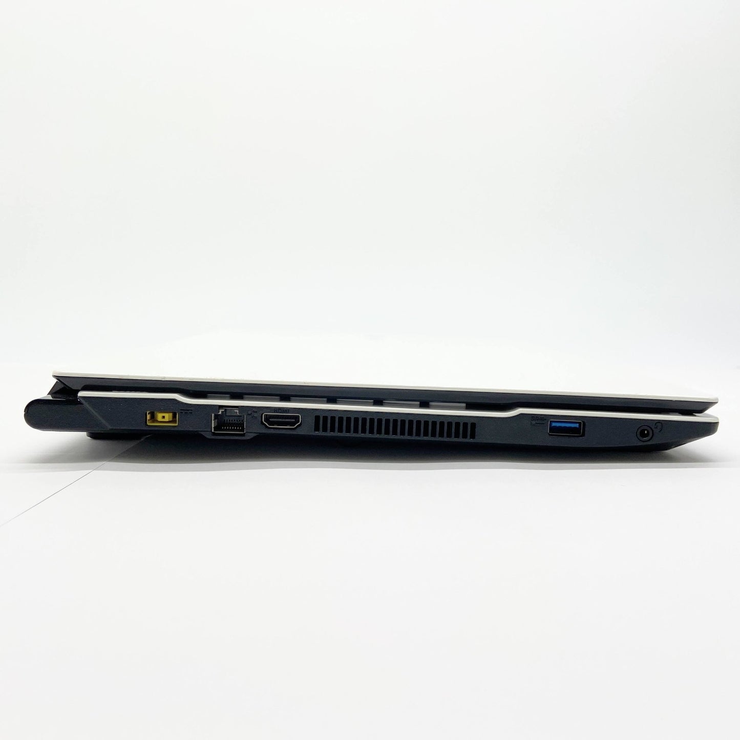 LAVIE Note Standard NS350/GAW PC-NS350GAW [クリスタルホワイト] i3-7100U 4GB SSD 512GB Winodws 10Home バッテリー最大容量100%【C6468-80】