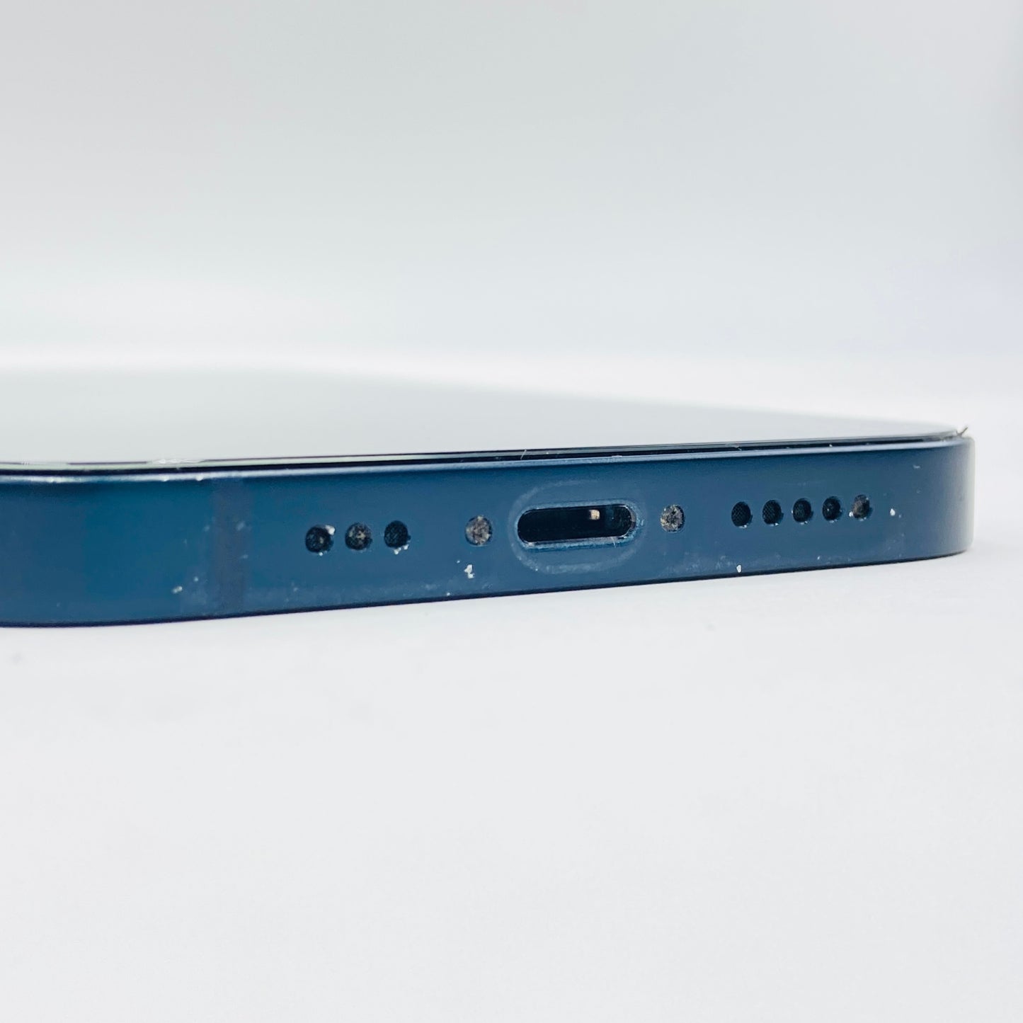 Apple iPhone13 256GB MLNH3J/A SIMフリー ミッドナイト【C4325-C】