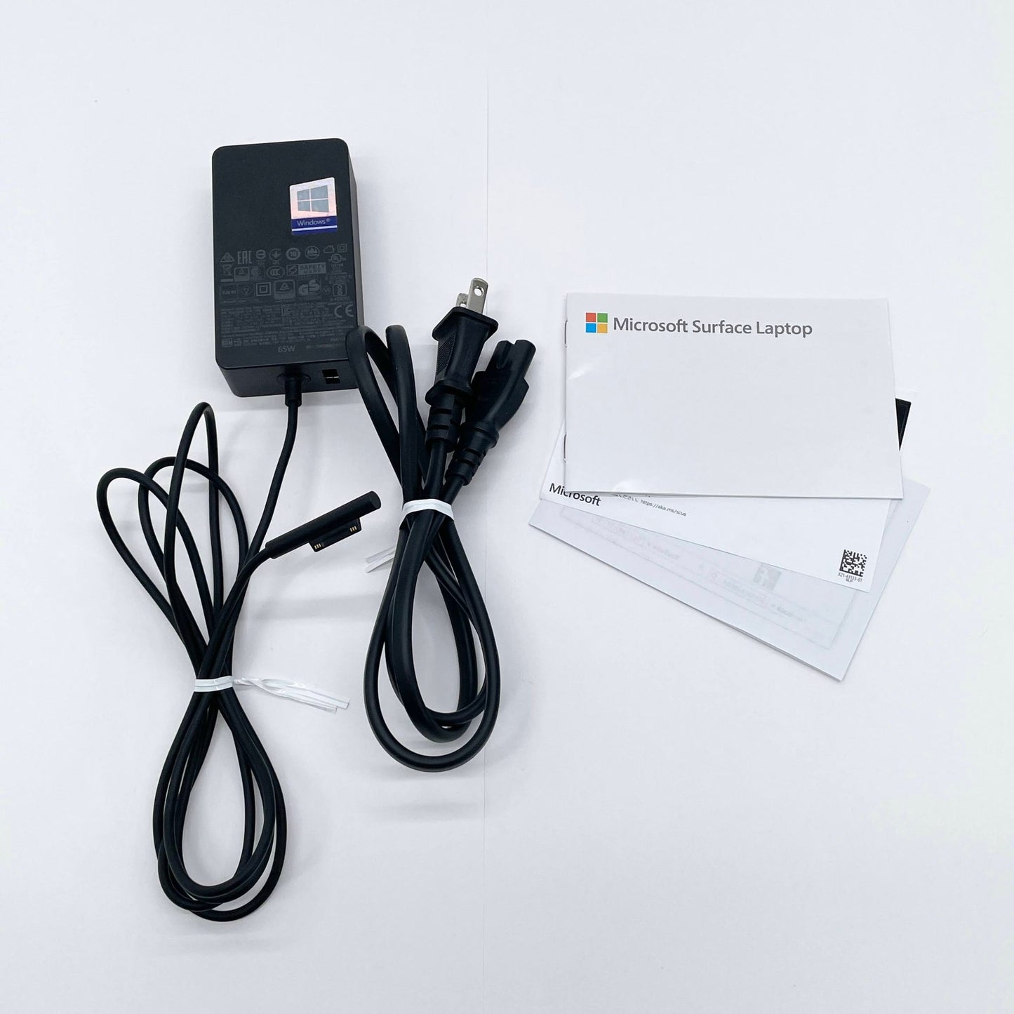 Surface Laptop 3 15インチ VGZ-00018 [プラチナ] Ryzen 5 Microsoft Surface Edition 8GB 256GB Windows11Home バッテリー最大容量85% 【C7753-80】
