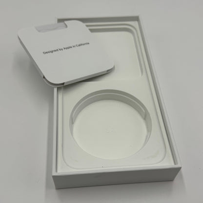 美品 Apple iPhone13 256GB Midnight A2631 MLNH3J/A SIMフリー【C6017-C】