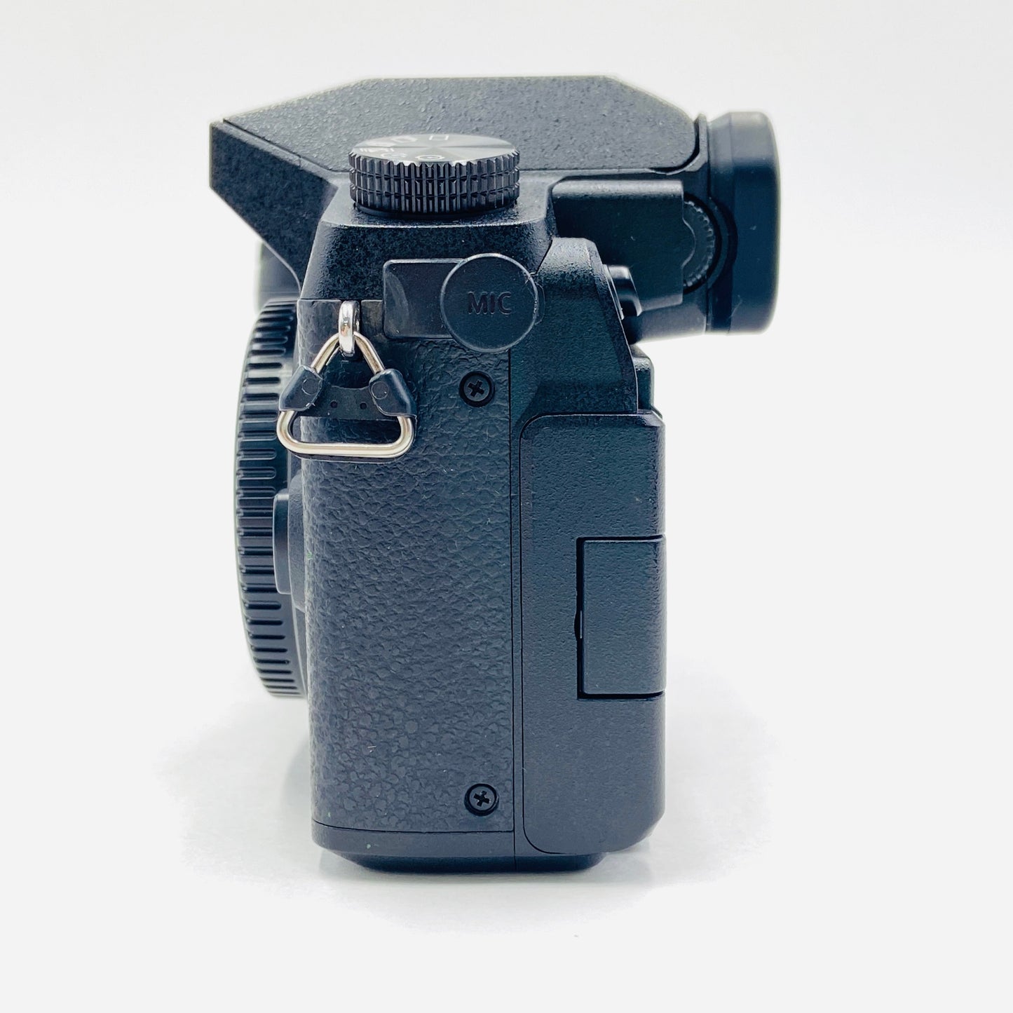 美品 Panasonic LUMIX DMC-G7 ボディ【C4086-60】