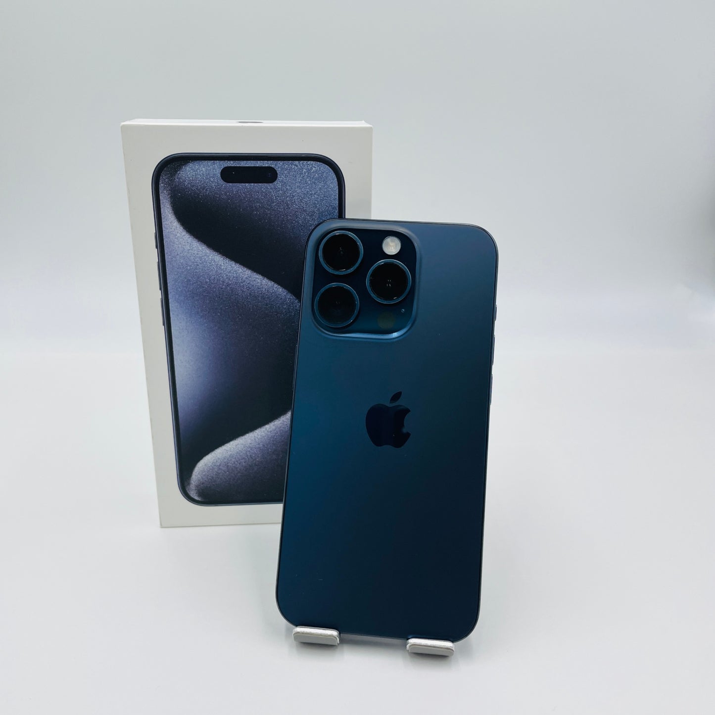 Apple iPhone 15 Pro MTUA3J/A  128GB ブルーチタニウム SIMフリー バッテリー最大容量88% 【C5062-60】