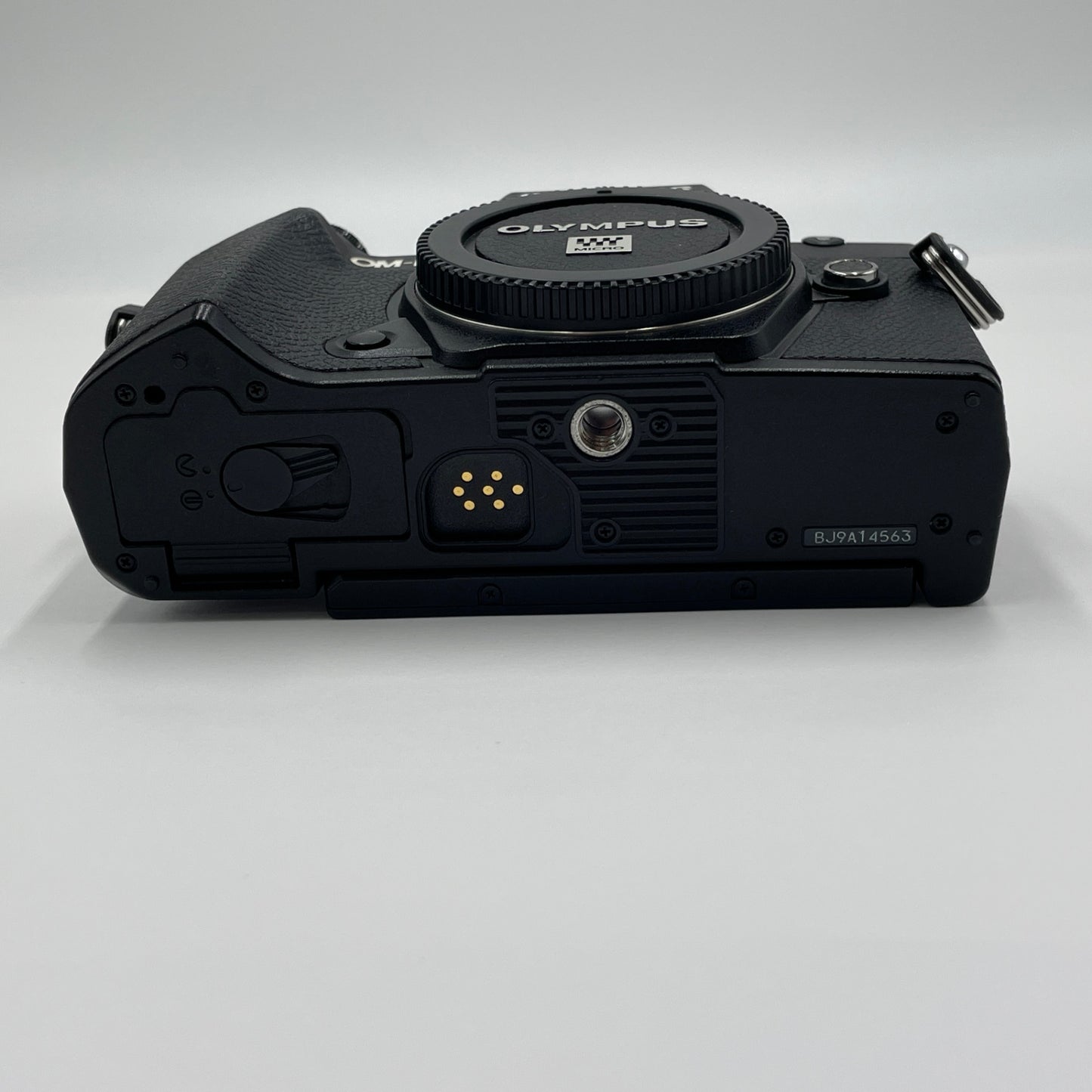 OLYMPUS OM-D E-M5 Mark III 14-150mm II レンズキット 【C4574-80】