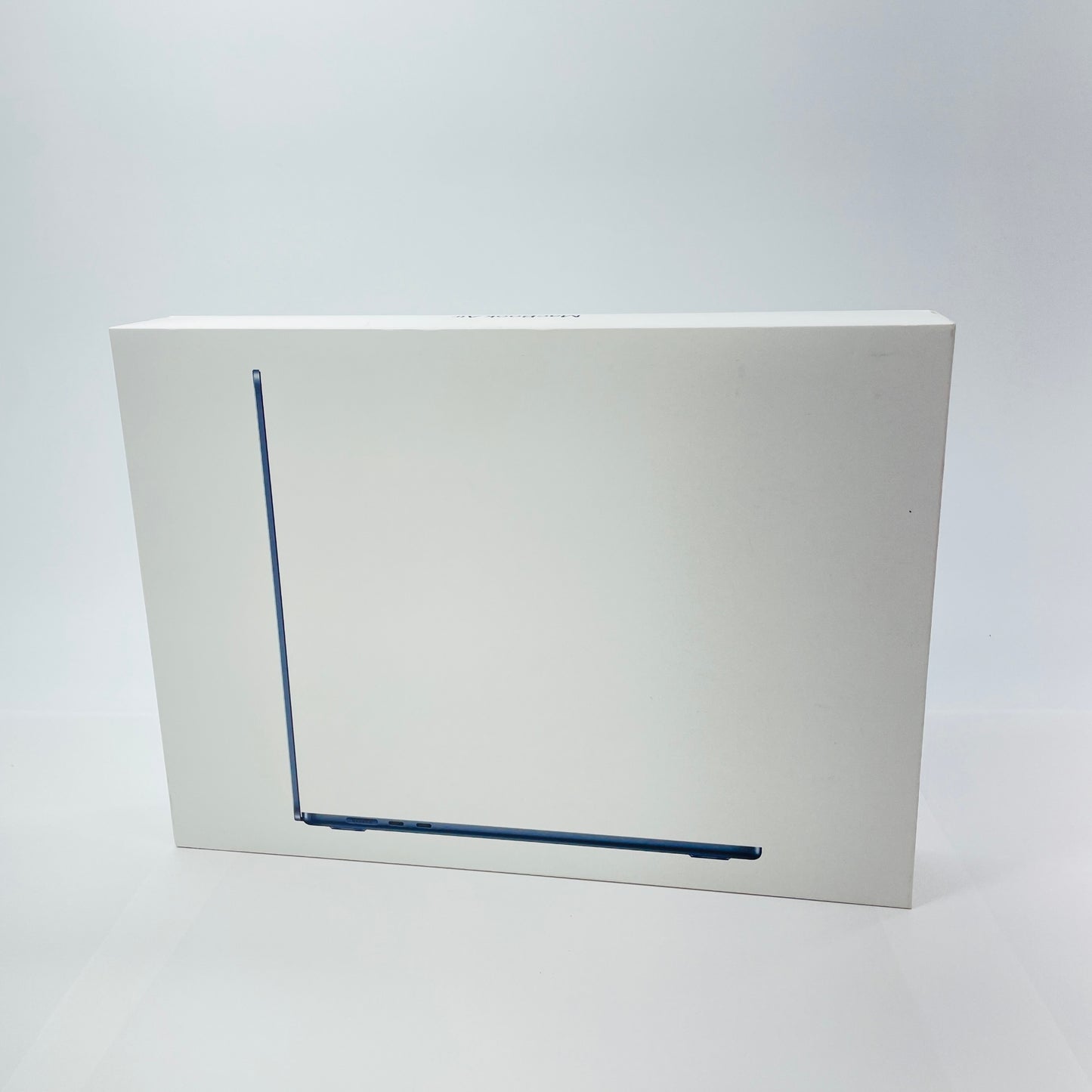 Apple MacBook Air 15インチ 2025 M4 16GB 256GB MW1L3J/A ミッドナイト バッテリー最大容量100%　【C5046-80】