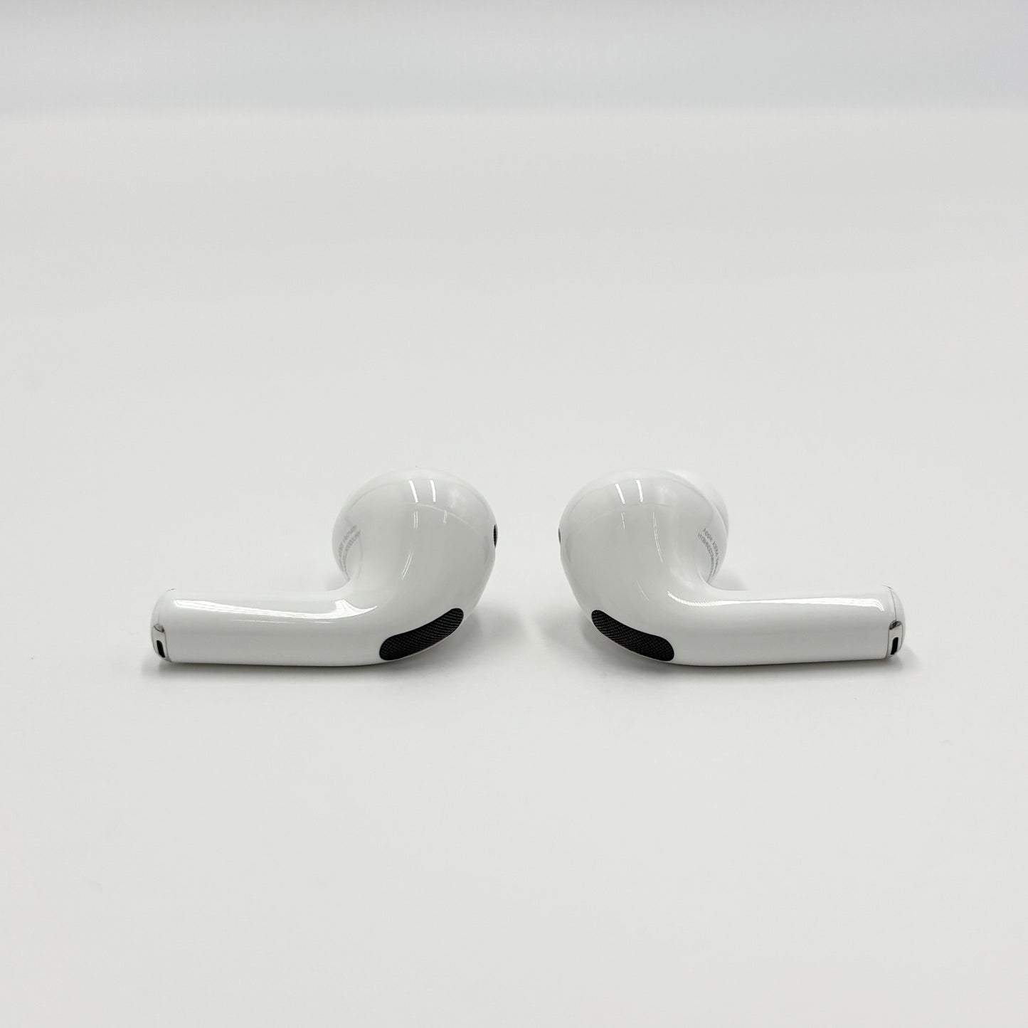 美品 Apple AirPods Pro3 MFHP4J/A 付属品完備 ワイヤレスイヤホン【C8778-C】