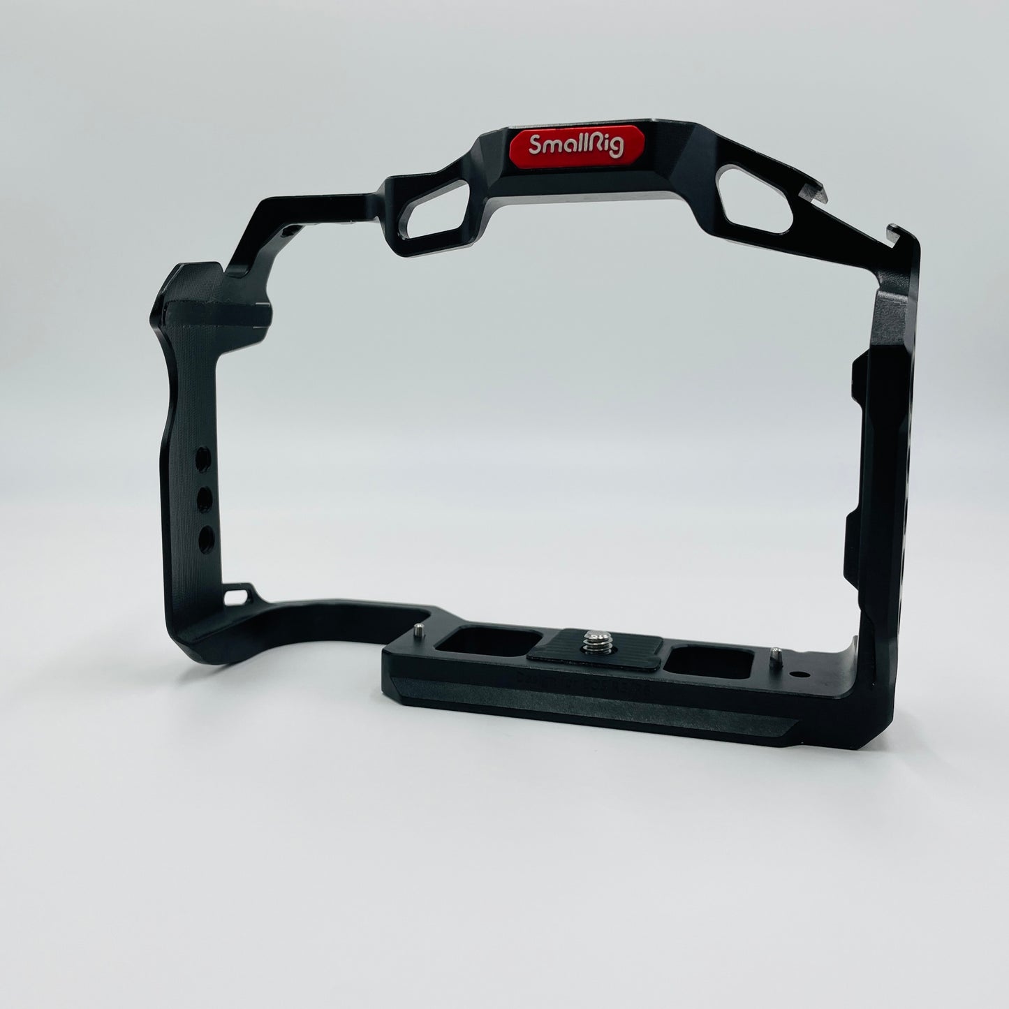 SmallRig Canon EOS R5 R6用 カメラケージ A16	【C4361-C】