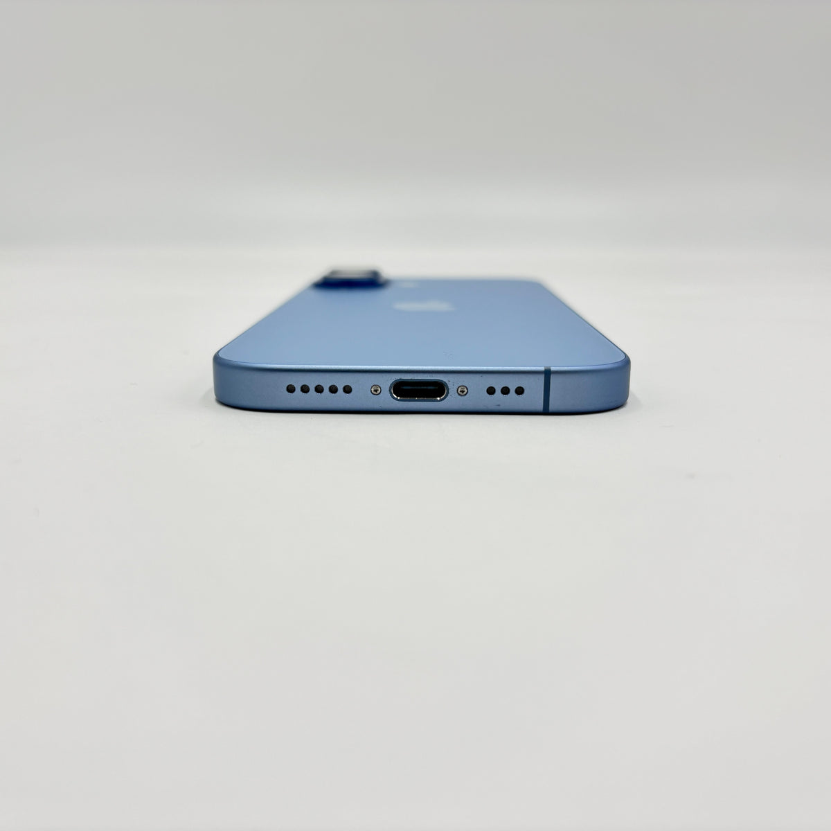 美品 Apple iPhone 17 256GB SIMフリー ミストブルー MG6L4KH/A 韓国版 バッテリー最大容量95%【C9111-C】
