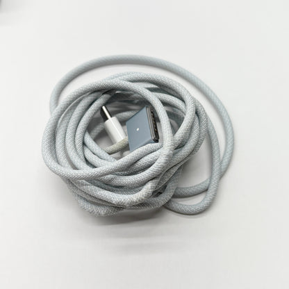 美品 MacBook Air 15インチ M4 CPU10コア GPU10コア 16GB 256GB スカイブルー バッテリー最大容量100%【C8103-80】