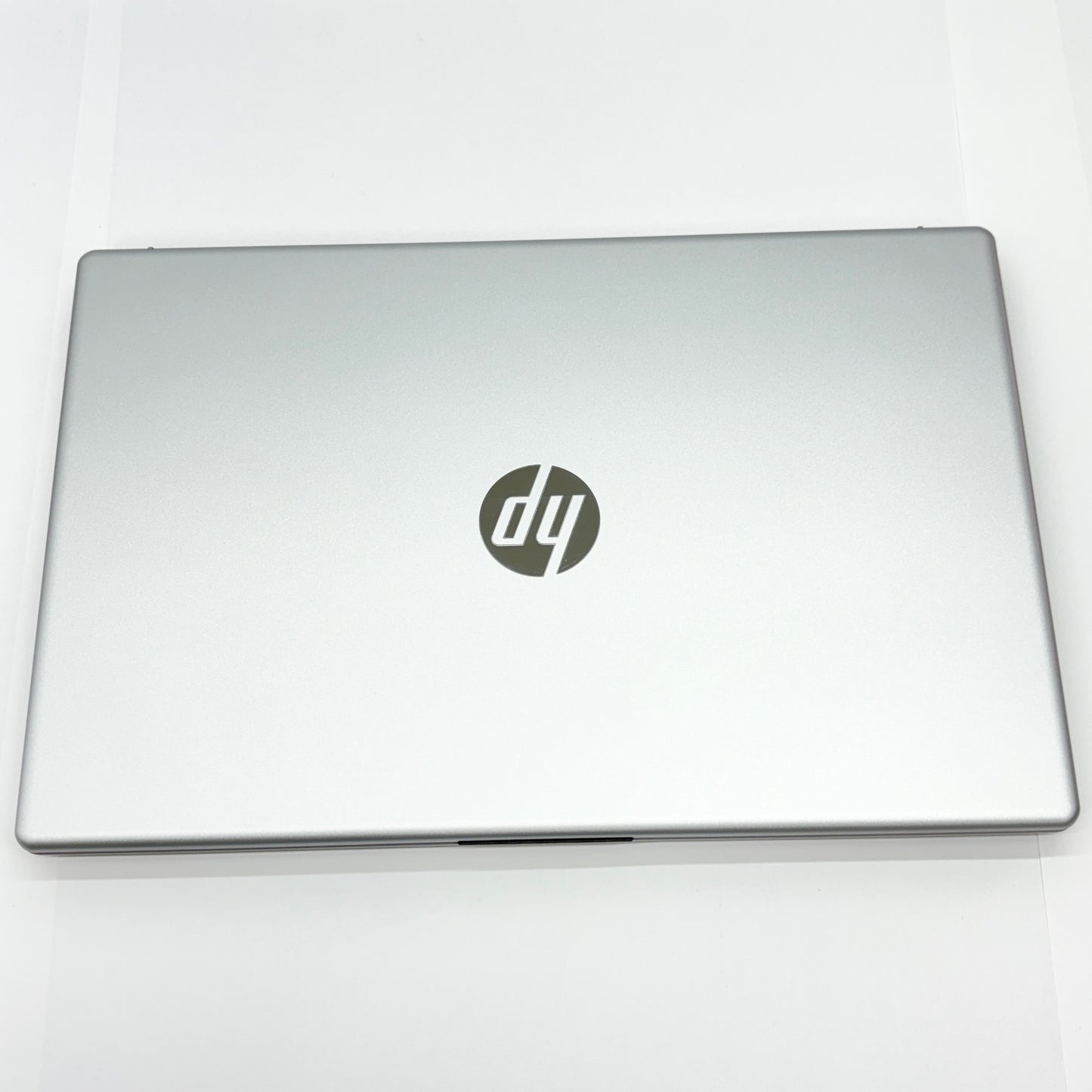 美品 HP Laptop 15-fd0095wm i5 1235U 16GB SSD512GB USキー windows11home サイクルカウント2回 バッテリー最大容量100%  【C5127-100】