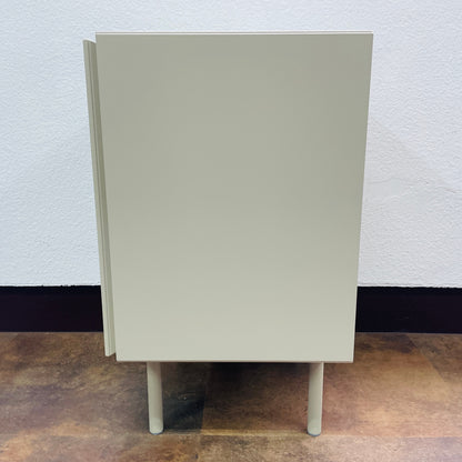 BoConcept lugano ナイトスタンド キャビネット 【C4817-】