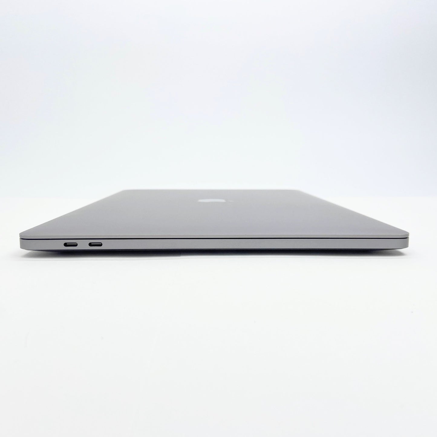 Apple MacBookPro 2019 16インチ i7 2.6GHz 16GB 512GB スペースグレイ 純正レザーケース付き【C6270-80】