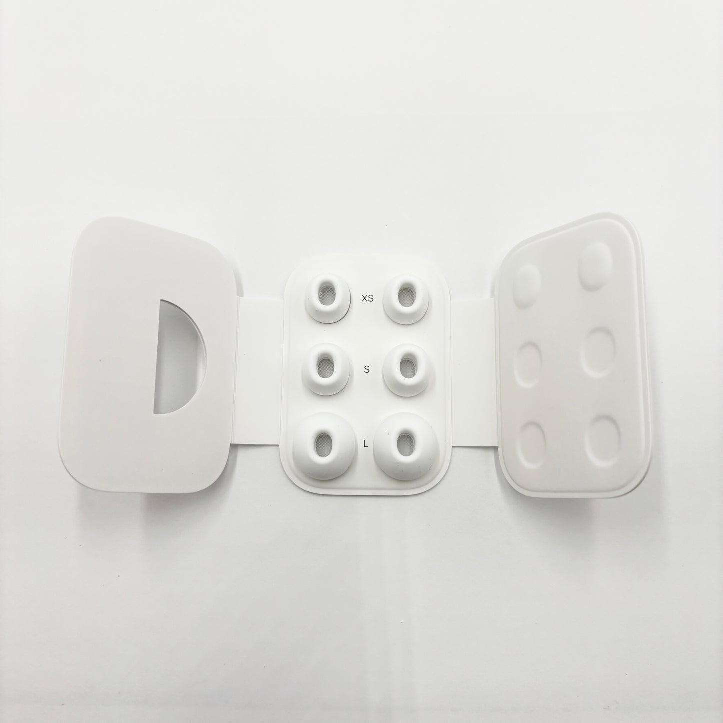 AirPods Pro 2 第2世代 タイプC ワイヤレスイヤホン イヤーチップ付属【C8699-C】