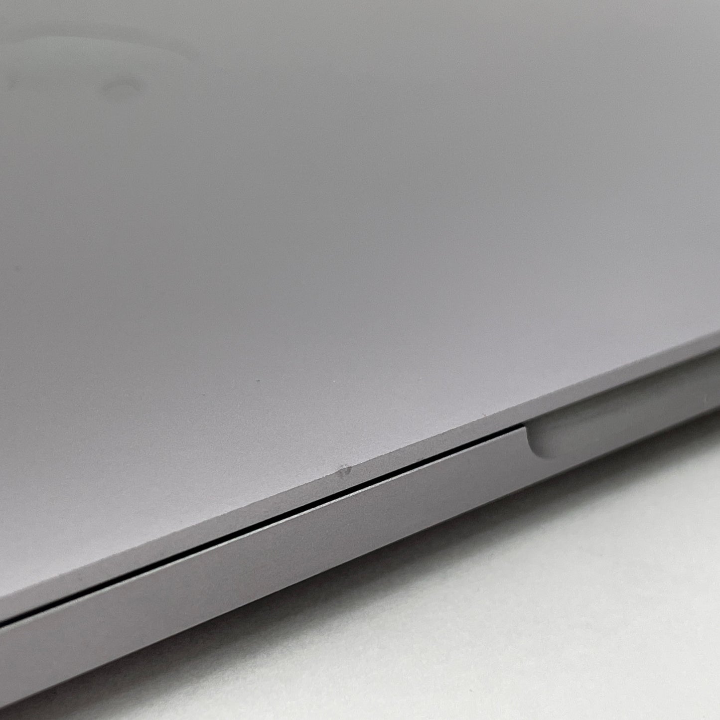 MacBook Pro 2020 13インチ 1.4GHz クアッドコア i5 8GB 256GB スペースグレイ MXK32J/A 【C6714−100】