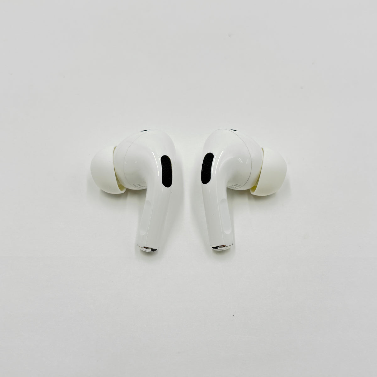 AirPods Pro 第2世代 Lightning ワイヤレスイヤホン Apple【C9185-C】