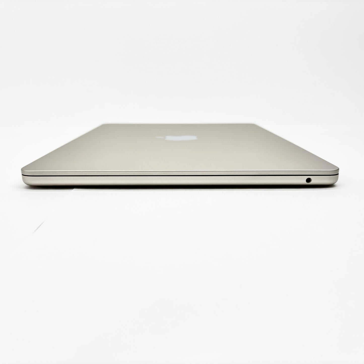 美品 MacBook Air M4 13インチ 16GB  256GB スターライト MW0Y3J/A スターライト バッテリー最大容量100% 【C8797-80】