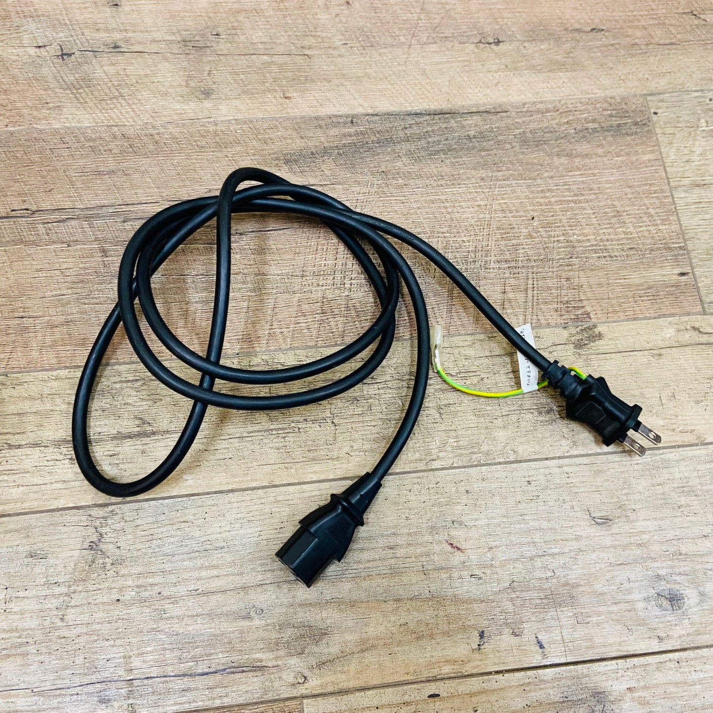 Thirdwave GALLERIA XA5R-66XT AMD Ryzen 5 5600X 16GB SSD 1TB RX 6600 【C1498-160】