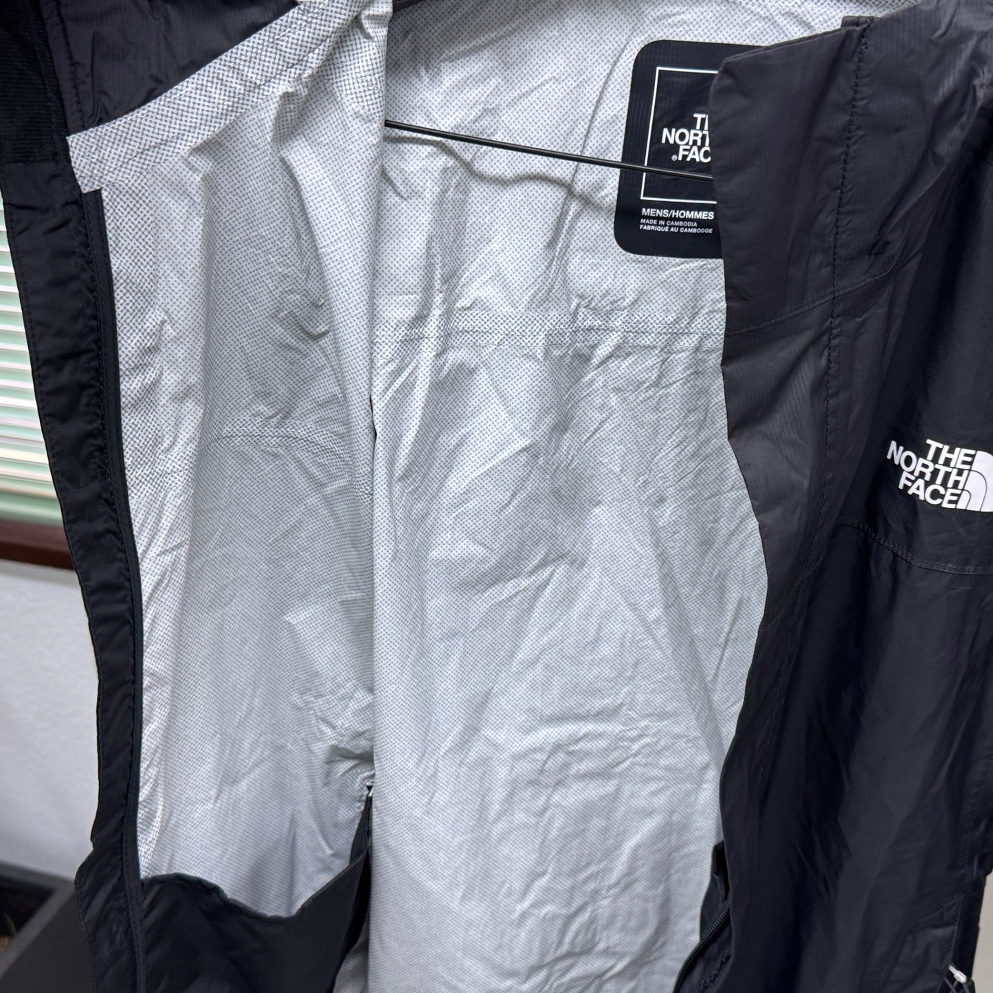 未使用 タグ付き THE NORTH FACE ノースフェイス Venture2 ベンチャージャケット　Mサイズ　ブラック【C7422】