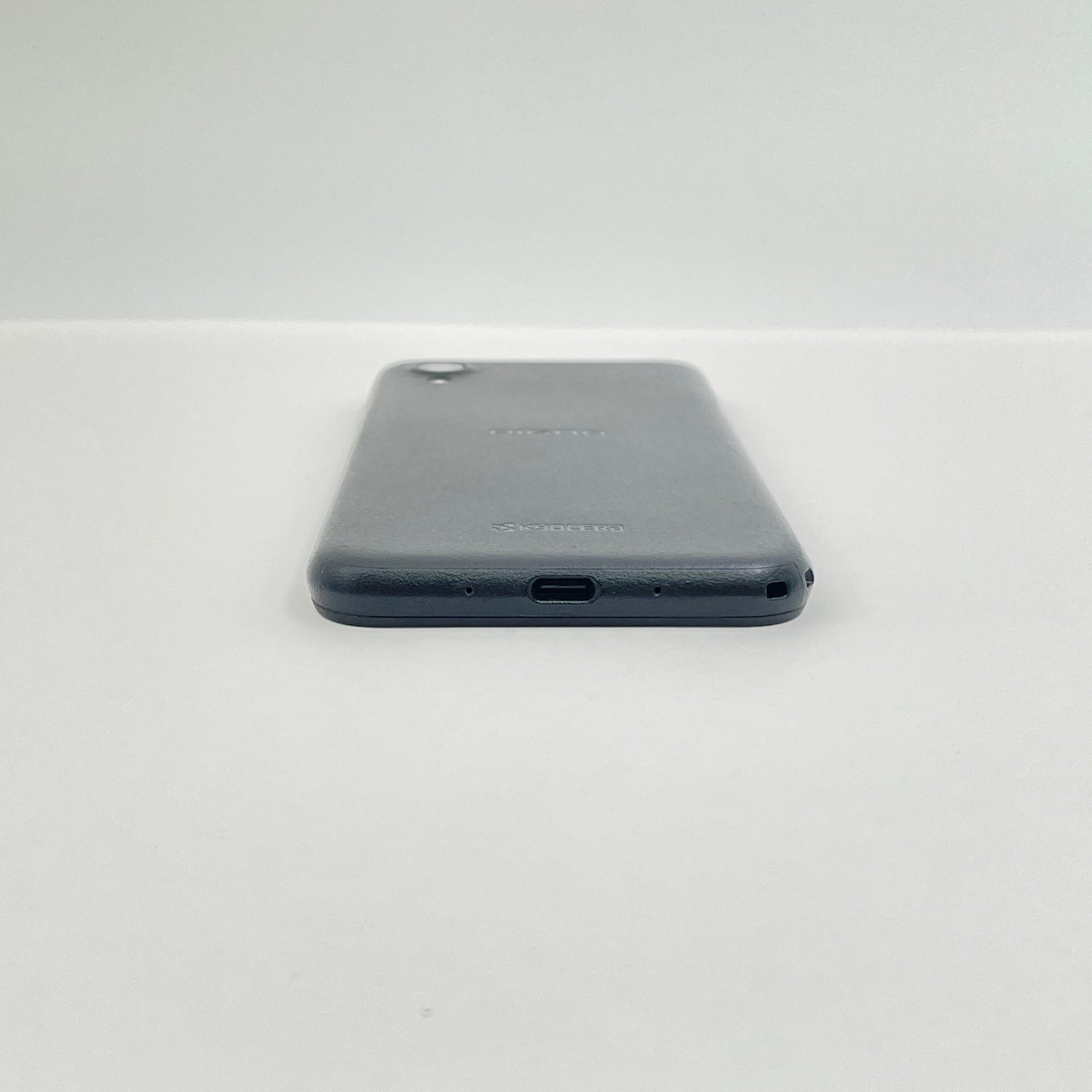 美品 京セラ DIGNO BX2 A101KC SoftBank ブラック SIMフリー 【C5900-C】