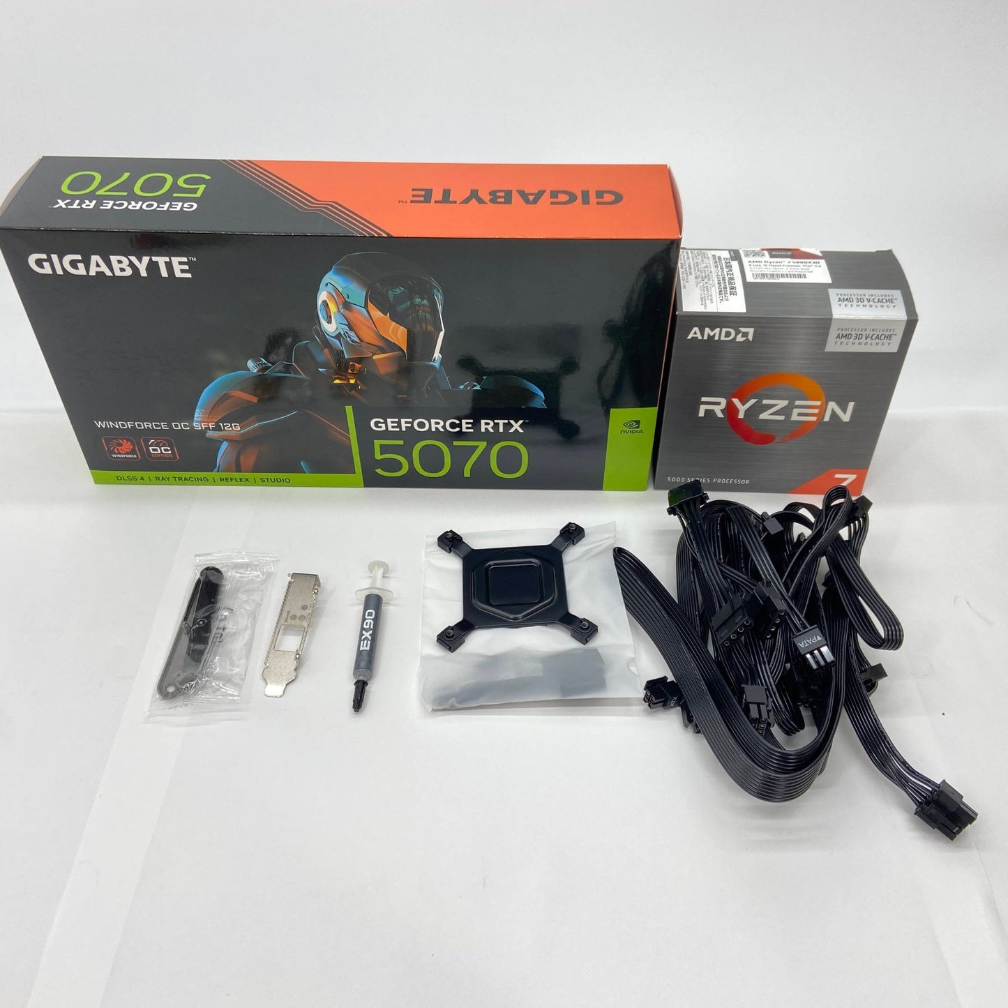 GALLERIA Ryzen7 5800X3D 32GB SSD 1TB RTX5070 Windows11Home 【C5509-160】