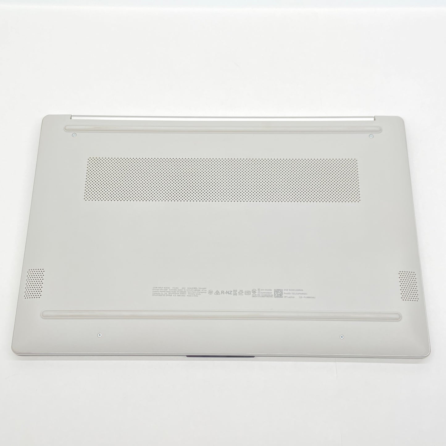 美品 HP Laptop 15 Ryzen5 7530U 16GB 512GB Windows11Home 15-fc0003AU バッテリー最大容量100%【C7080-100】