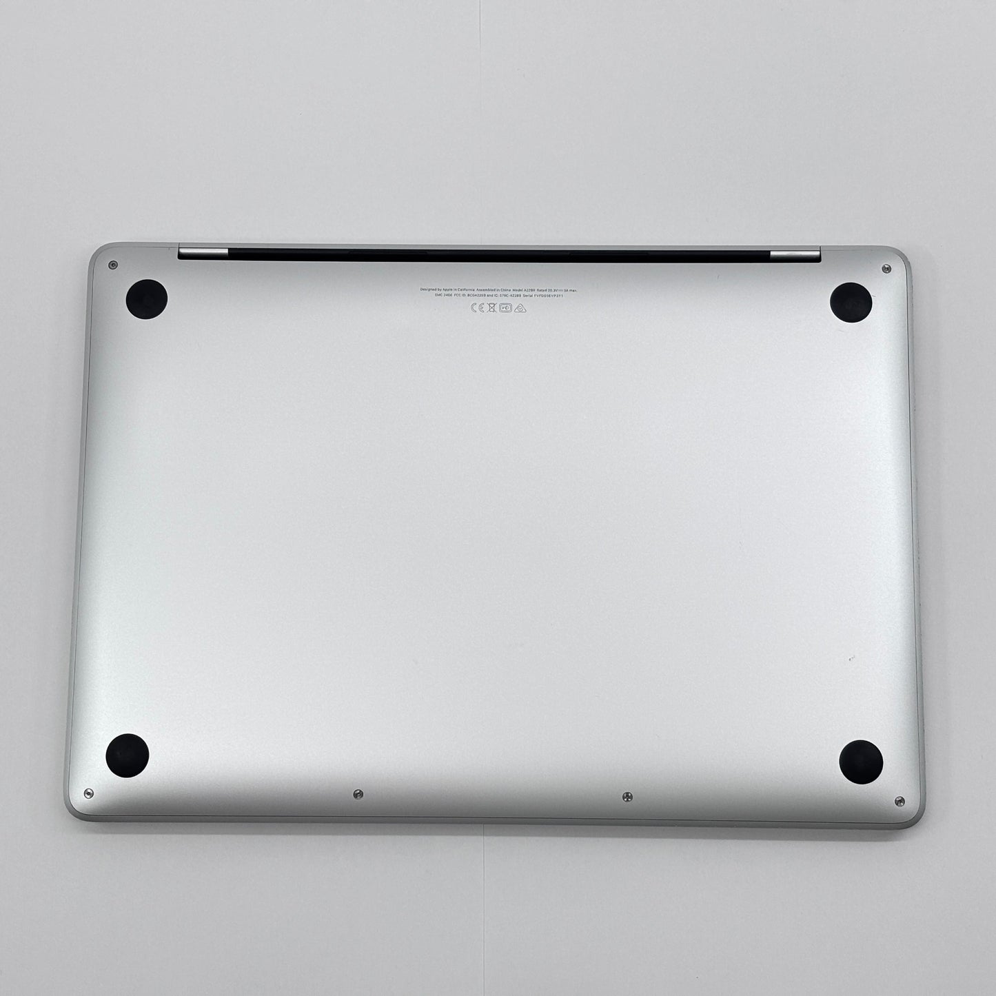 MacBook Pro 13インチ 2020 Thunderbolt 3ポートx2 シルバー MXK62J/A Core i5 8GB 256GB【C8226-80】