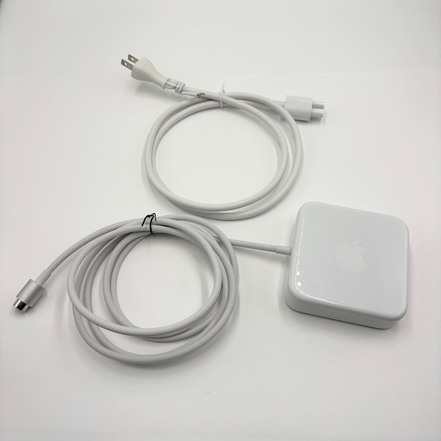 美品 iMac 24インチ (M1 2021) シルバー 16GB 256GB【C5373-160】