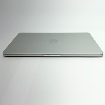 美品 Apple MacBook Air 13インチ 2022 M2 8GB 256GB シルバー MLXY3J/A バッテリー最大容量100%【C5221-80】