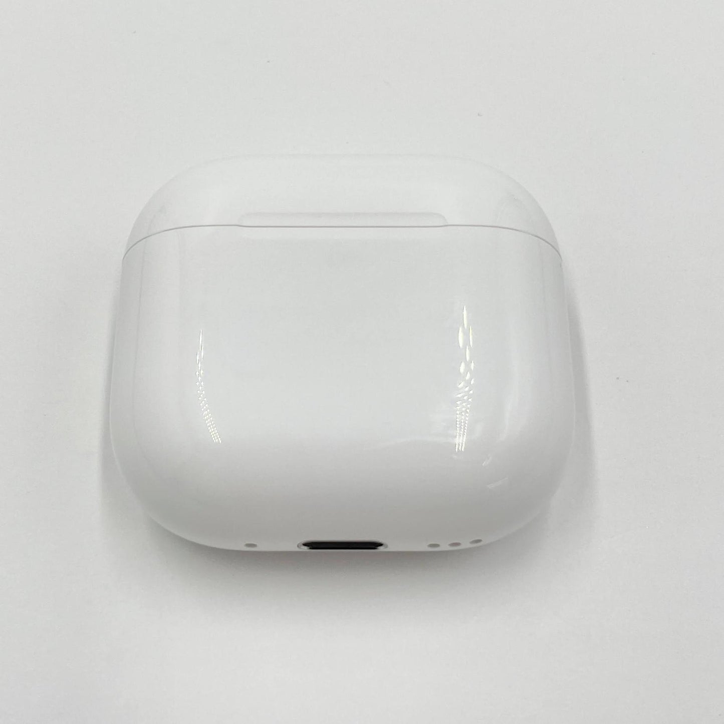 Airpods 第4世代 アクティブノイズキャンセリング搭載モデル MXP93J/A ホワイト　タイプCケーブル付属【C6782-N】