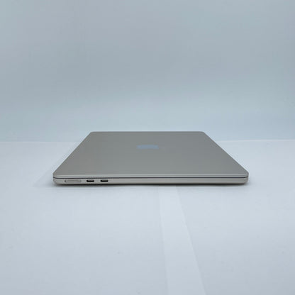MacBook Air 13.6-inch M2 2022 8コアCPU 8コアGPU 8GB 256GB MLY13J/A バッテリー最大容量90% スターライト 付属品完備【C6525-80】