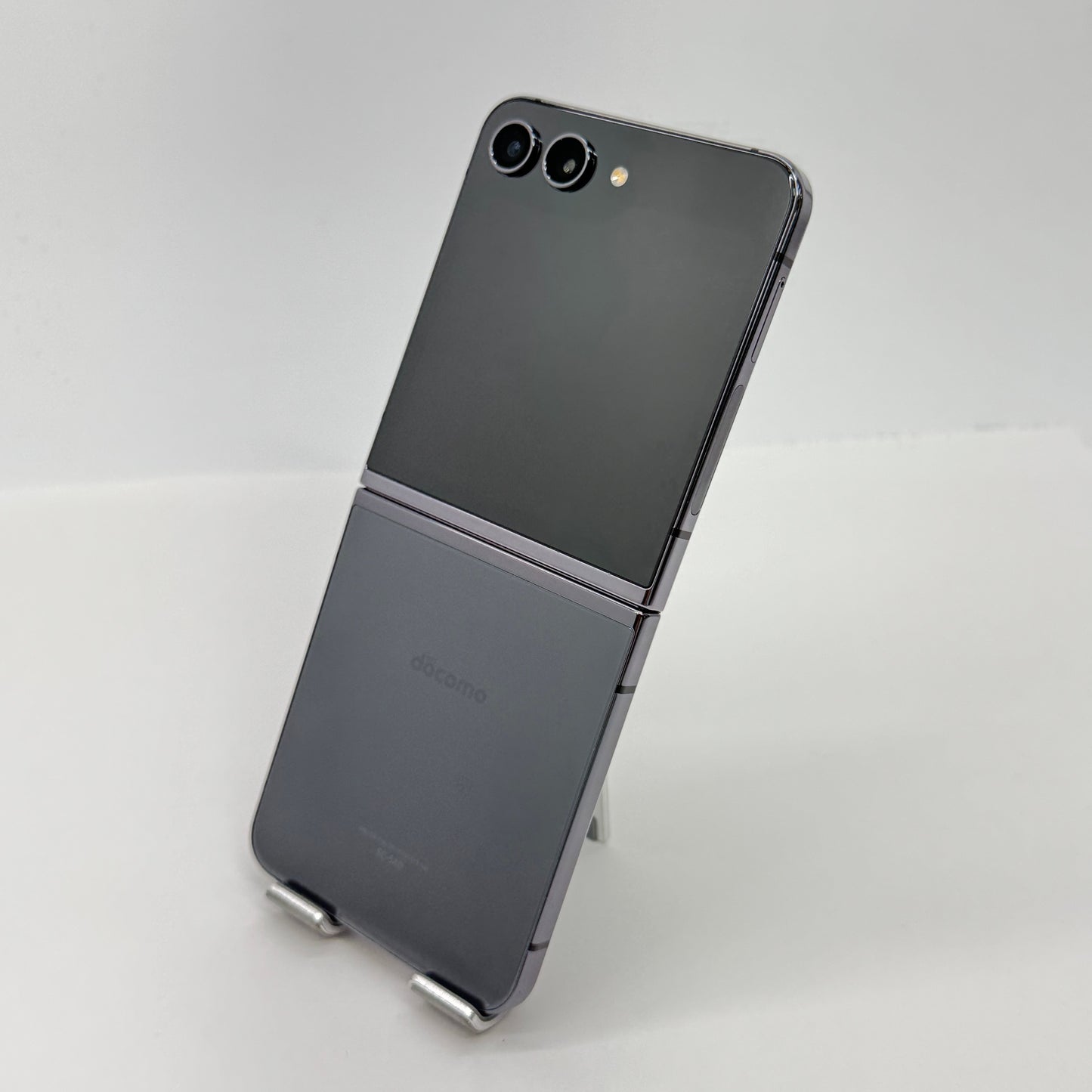 美品 SAMSUNG Galaxy Z Flip 5 SC-54D グラファイト 【C7882-C】
