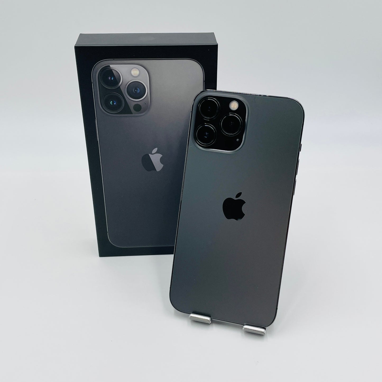 美品 SIMフリー iPhone 13 Pro Max 256GB MLJ83J/A A2641 グラファイト バッテリー最大容量78%【C5076-60】