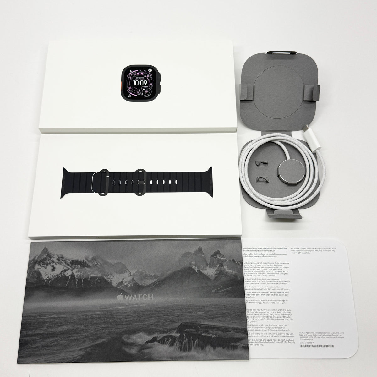 美品 Apple Watch Ultra 3 49mm GPS + Cellular チタニウムケース/ブラックオーシャンバンド MF0J4J/A 付属品完備 バッテリー最大容量100% 【C9030-C】