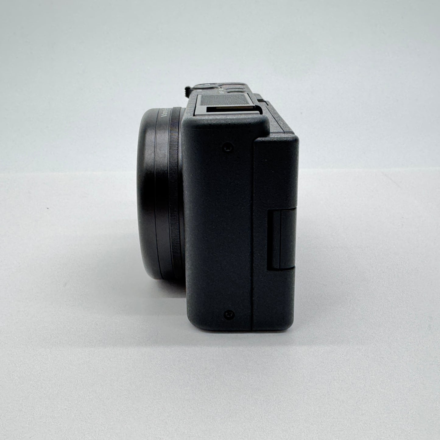 美品 SONY VLOGCAM ZV-1G シューティンググリップキット コンパクトデジタルカメラ ブラック  付属品あり【C6947-60】