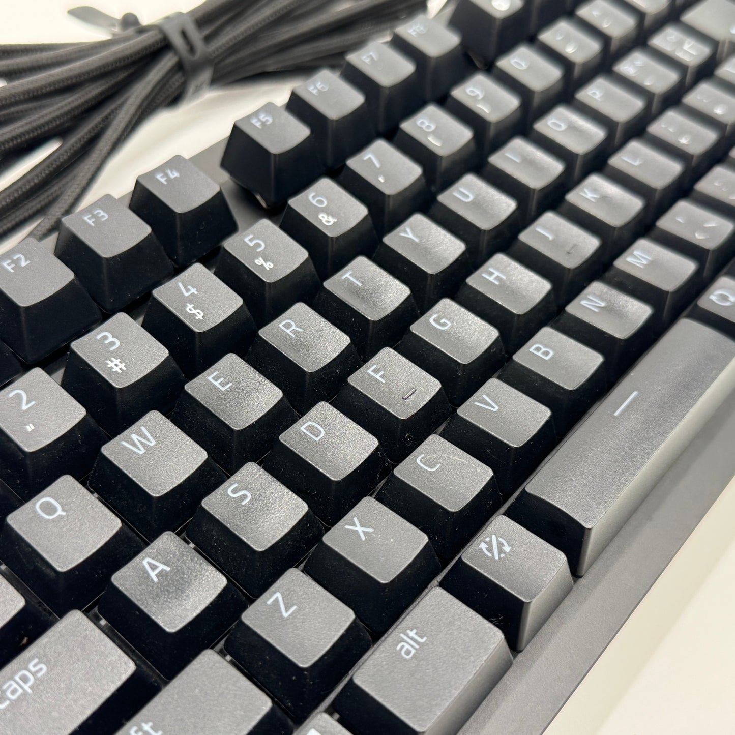 RAZER HUNTSMAN ANALOG OPTICAL SWITCH キーボード 有線 RZ03-0361【C7722-100】