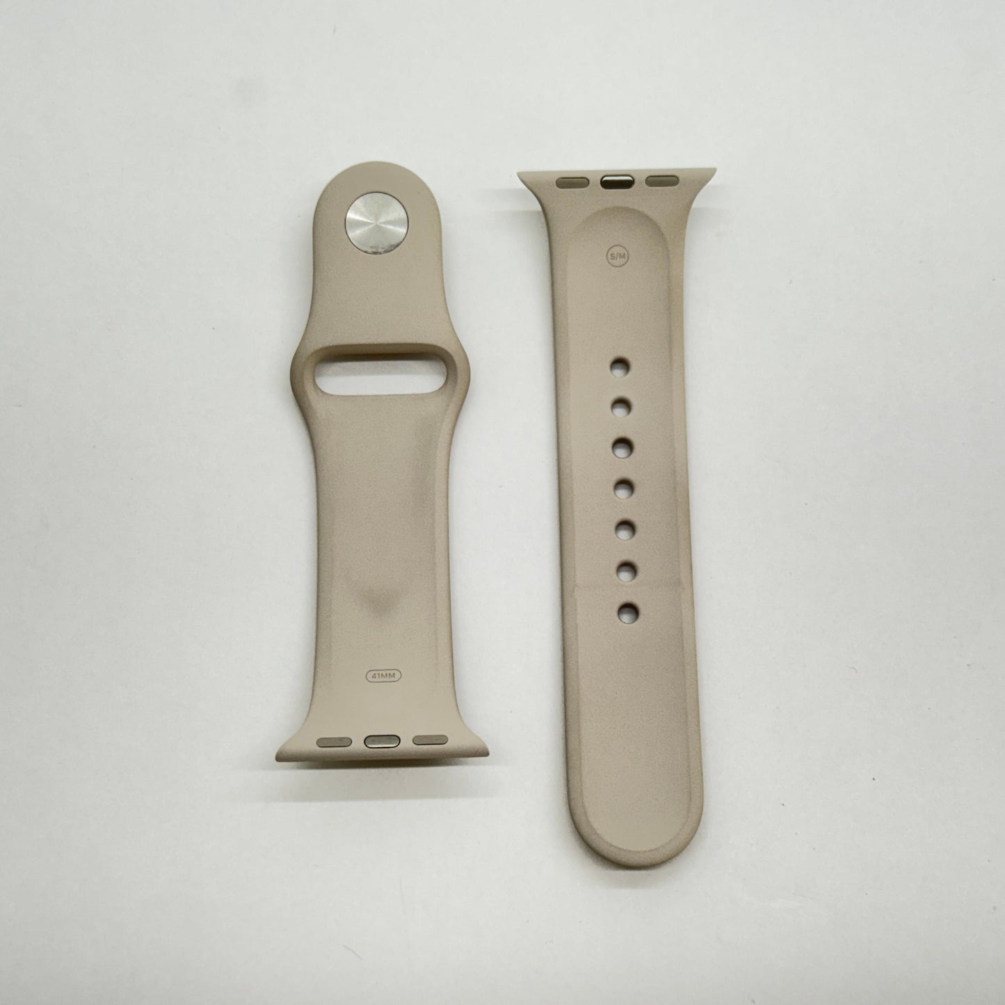 美品 Apple Watch SE (第2世代) GPSモデル 40mm MNJP3J/A スターライト【C7570-N】