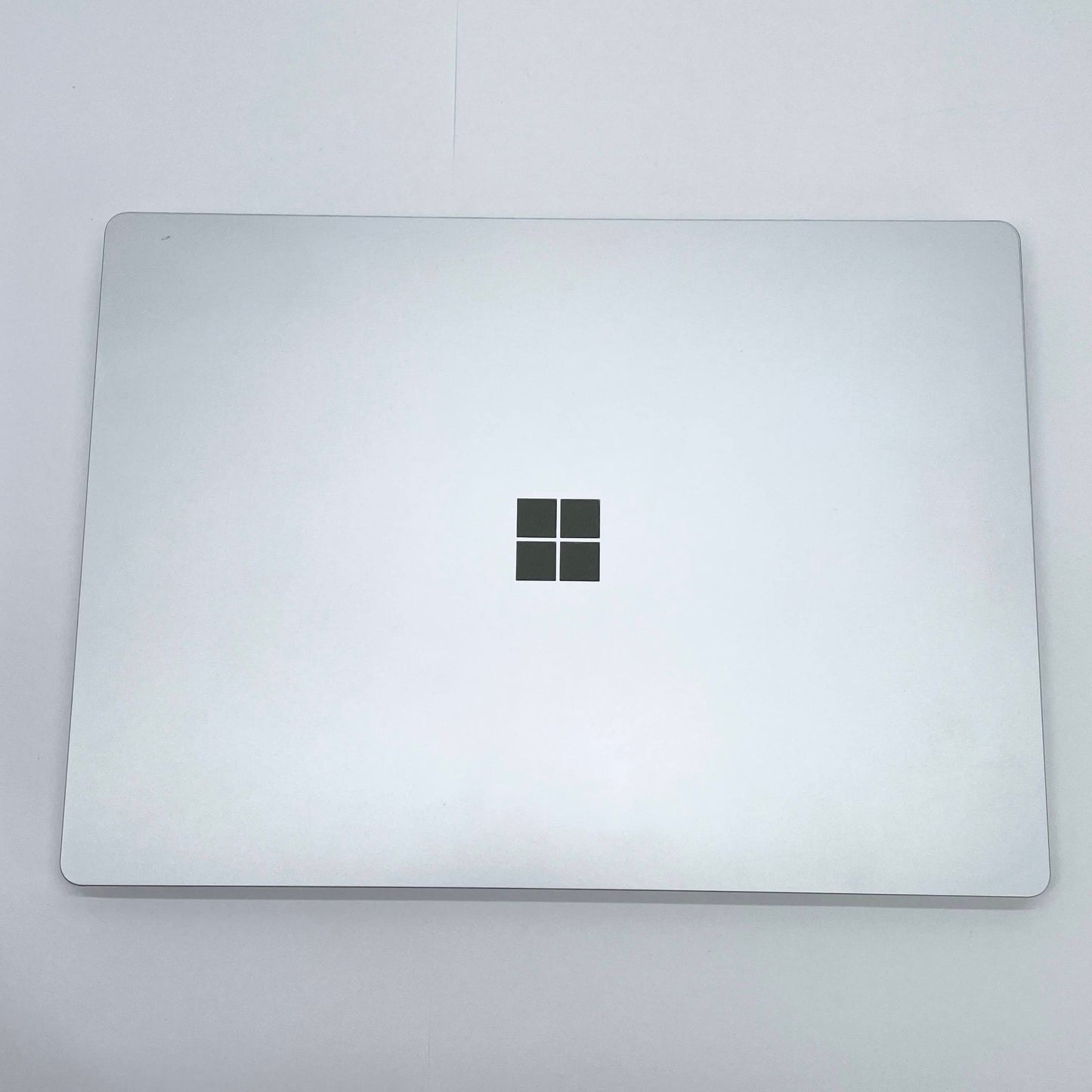 Surface Laptop 3 15インチ VGZ-00018 [プラチナ] Ryzen 5 Microsoft Surface Edition 8GB 256GB Windows11Home バッテリー最大容量85% 【C7753-80】